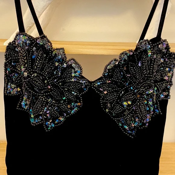 By night VINTAGE two piece jacket and dress. - Picture 4 of 8